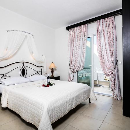 Niki Apartments Chrysi Ammoudia Bagian luar foto