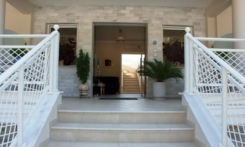 Niki Apartments Chrysi Ammoudia Bagian luar foto